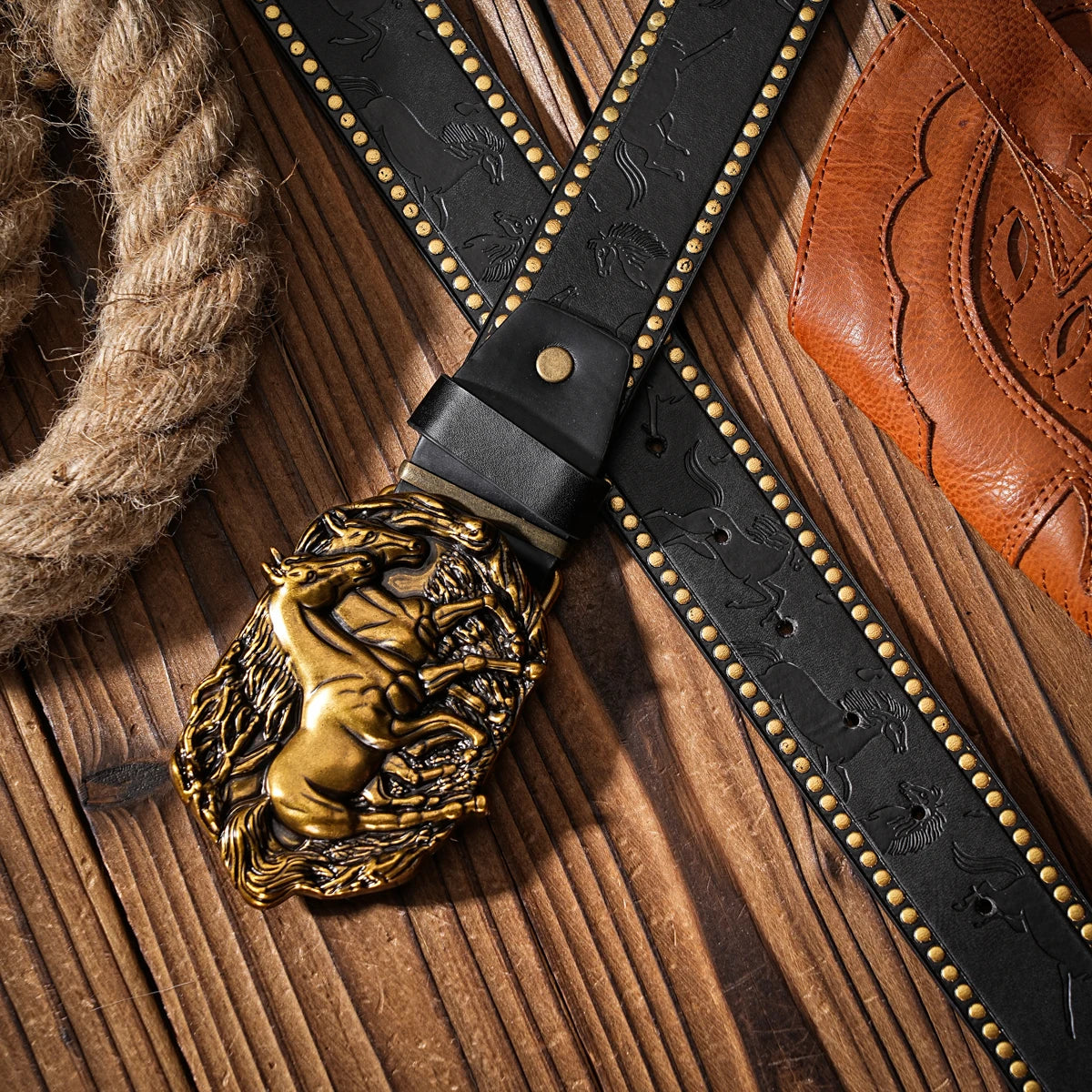 Vintage Western Belt for Men – Classic Embossed PU Leather Belt