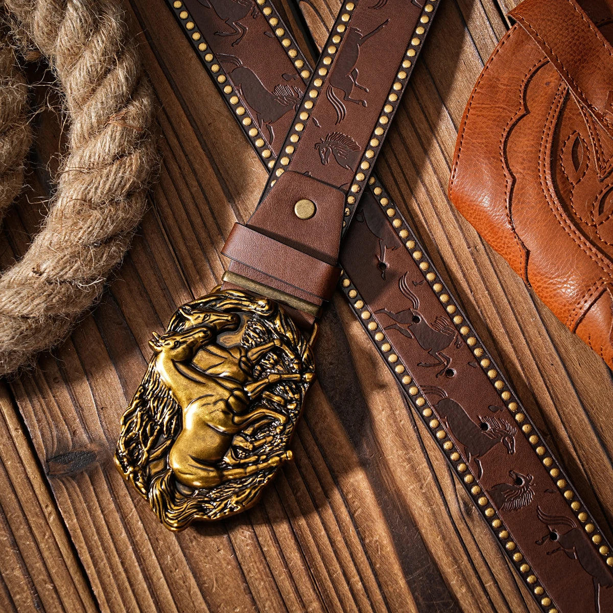 Vintage Western Belt for Men – Classic Embossed PU Leather Belt